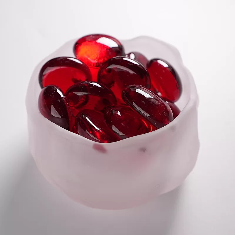 Stikla Indijas riekstu akmens, stikla plakanas krelles, ko izmanto dekorēšanai