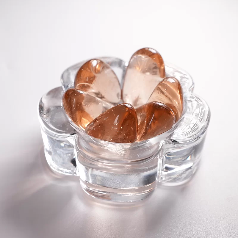 Krāsainas stikla krelles, ko izmanto līmakmeņiem un dekorēšanai